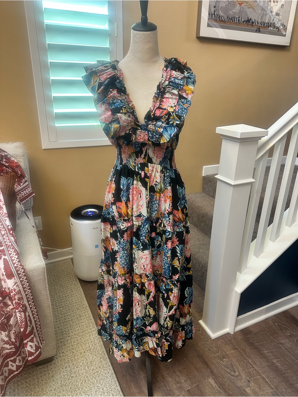 Love The Label - Smocked Floral Maxi Dress With Ruffle V-Neck In Black And Pink